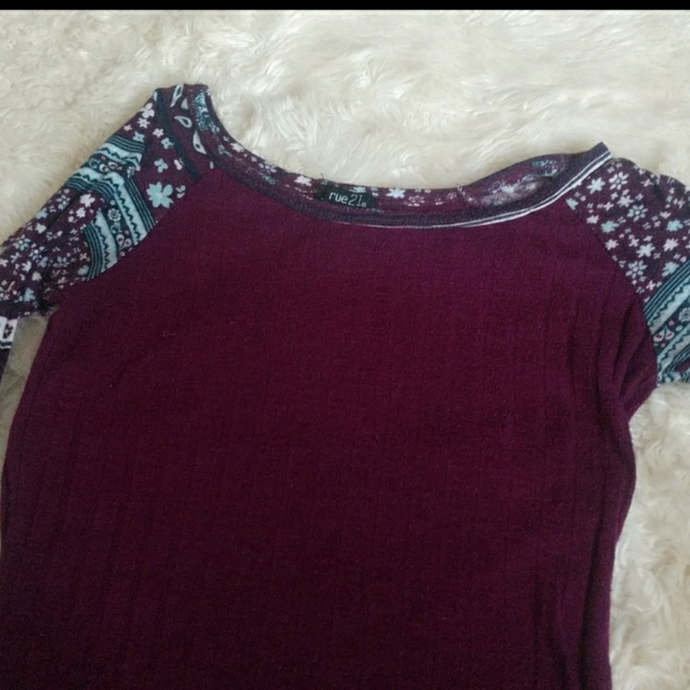 Baseball tee